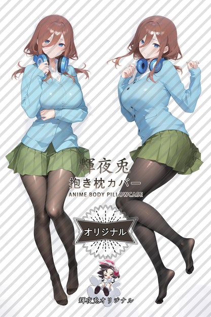Miku Nakano_The Quintessential Quintuplets_CrPjBZ Body Pillow Cover