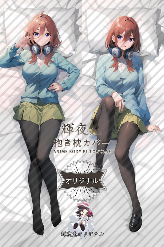 Miku Nakano_The Quintessential Quintuplets_LTazci Body Pillow Cover